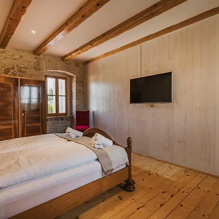 别墅 By Awaytocroatia Bonaci