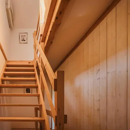 By Awaytocroatia * Bonaci